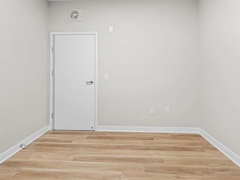 475 Communipaw Ave #409 — Photo 9