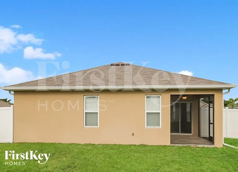 2532 SW 9th Pl — Photo 15