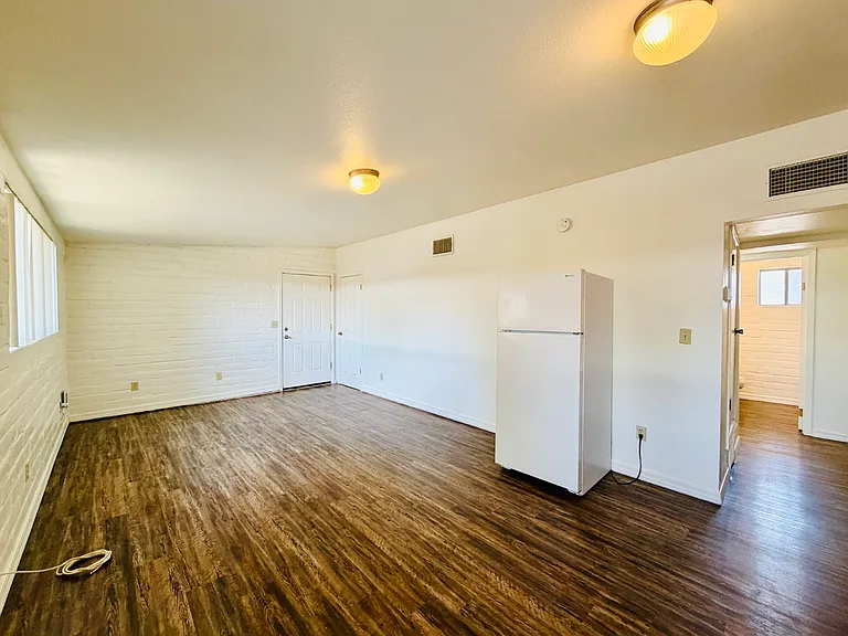 Hedrick1631 — Photo 14