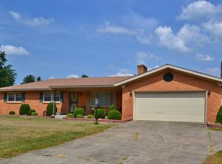 3911 E Pages Ln, Louisville, KY 40272