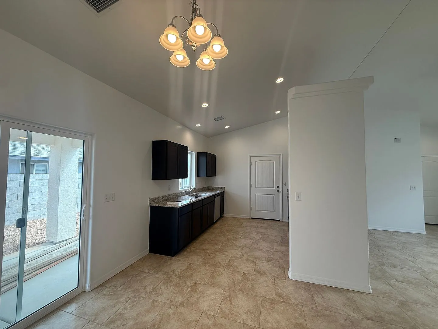 Brand New 3 Bedroom 2 Bath Home — Photo 4