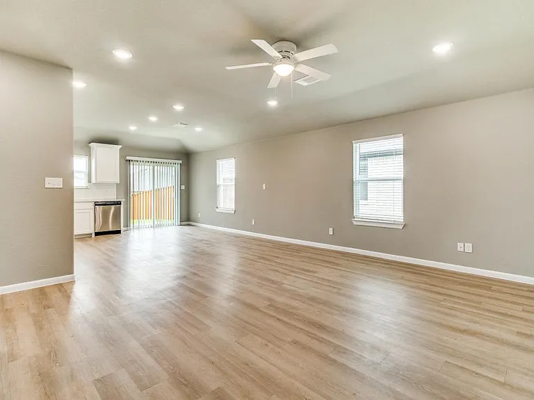 1824 Aleia Cv — Photo 3