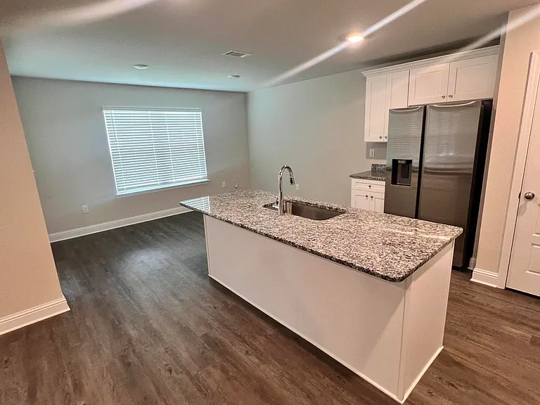 18186 Southern Magnolia Cv — Photo 15