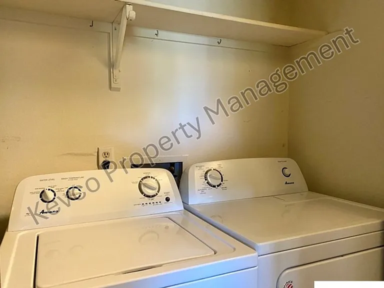 1024 E Swallow Rd #C321 — Photo 8