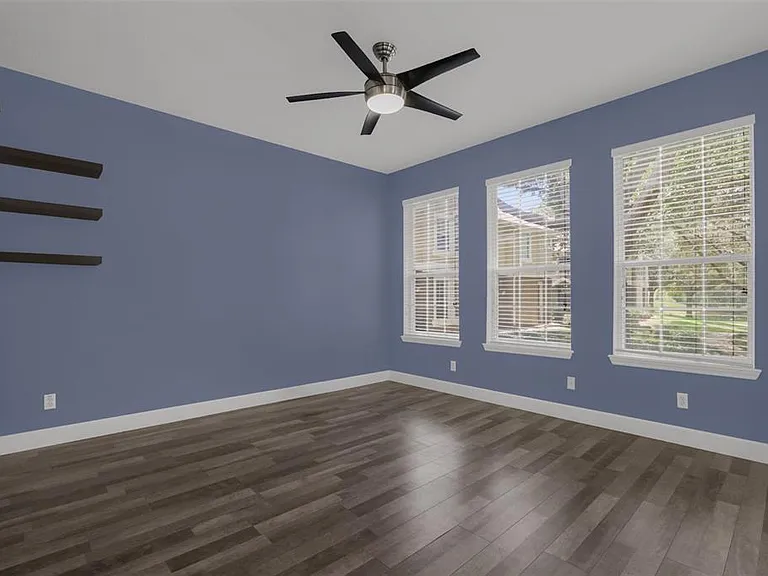 740 Ashworth Overlook Dr #B — Photo 7
