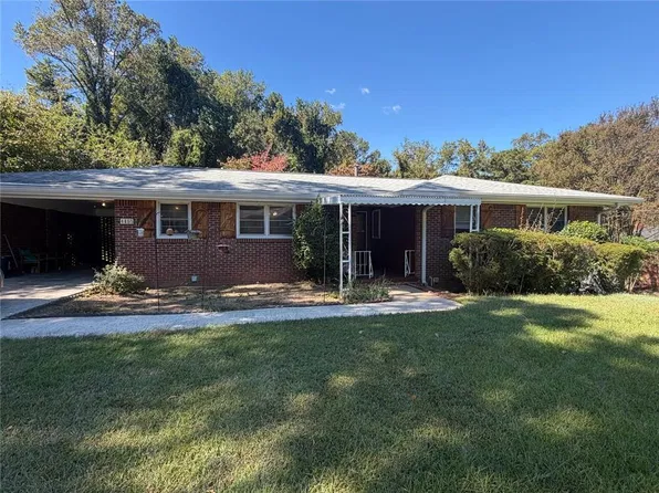 4455 Hillpine Rd, Forest Park, GA 30297