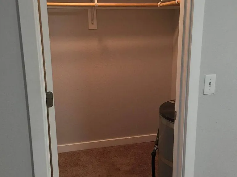 587 N Rosa Parks Way #6 — Photo 13