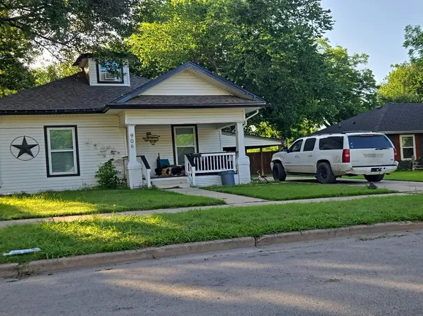 906 N Catherine St, Terrell, TX 75160
