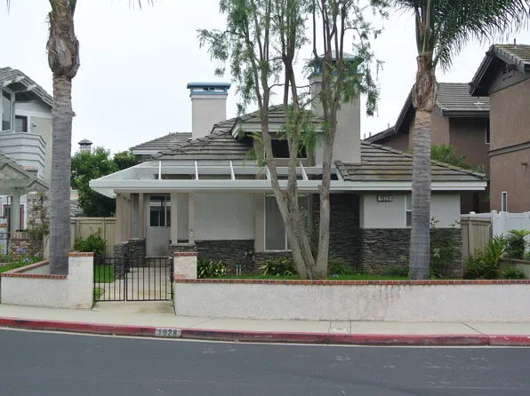 1928 Park St, Huntington Beach, CA 92648