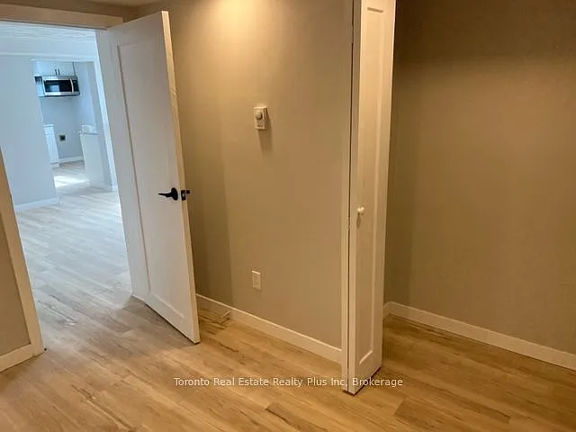 16 Huron Rd #4 — Photo 16