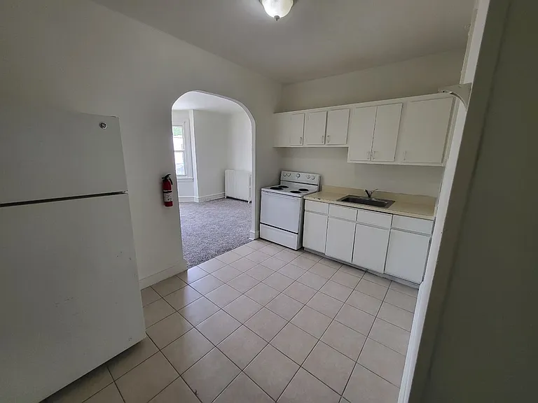 1007 Markley St — Photo 3
