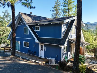 640 Sarma Dr, Shady Cove, OR, 97539