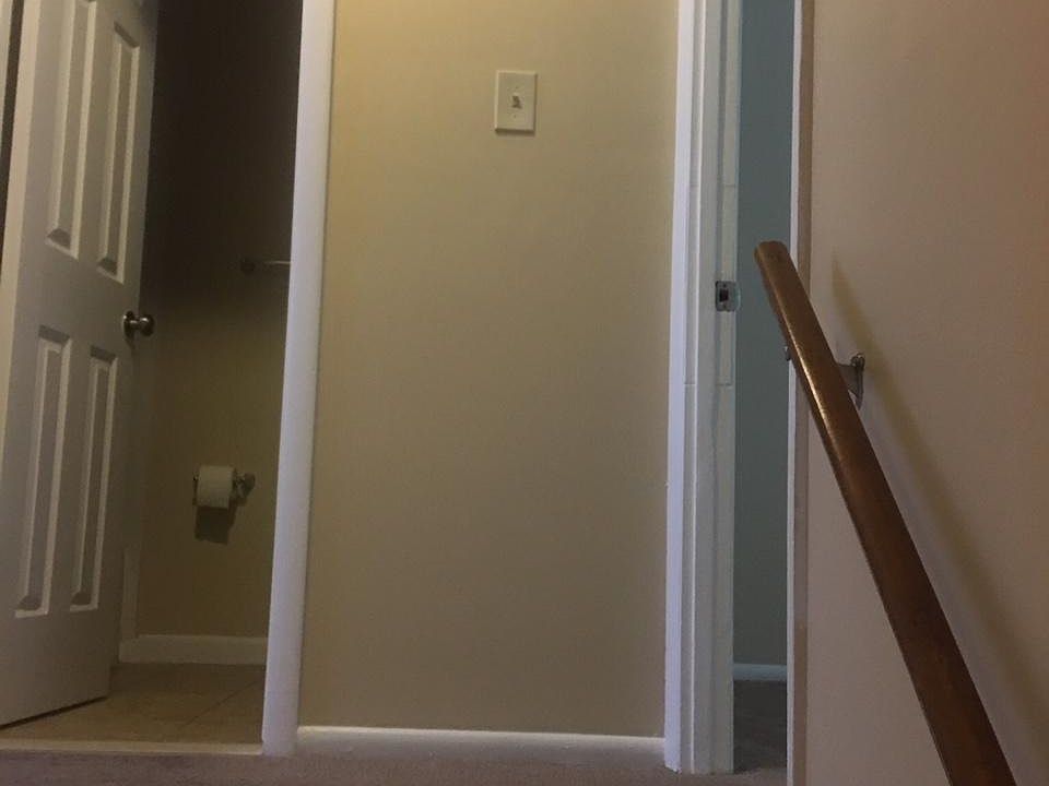 1st image of 7 Heritage Ct APT B