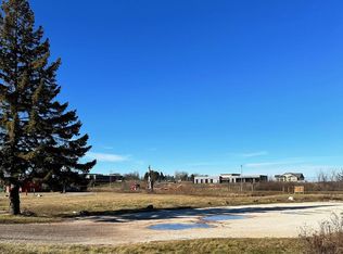 90 S Pike Lake Dr, Hartford, WI 53027