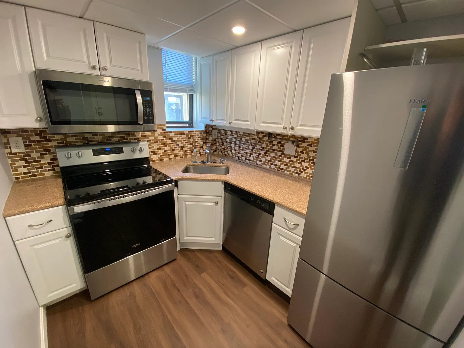 1 bed, 700 sqft, $3,500 — Photo 4
