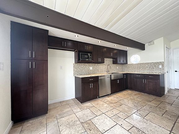 5th image of 8714 Los Altos Dr