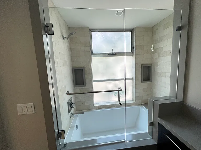 1666 Greenfield Ave #103 — Photo 23
