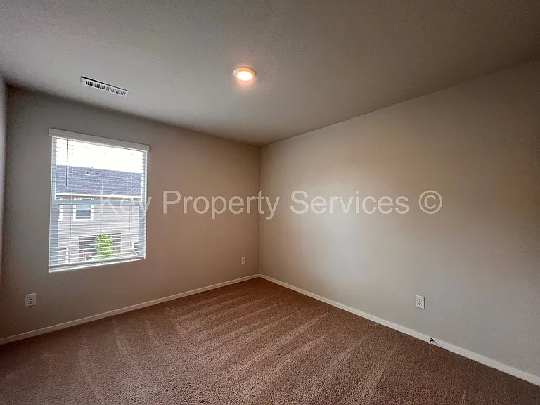 12609 NE 116th Way — Photo 16