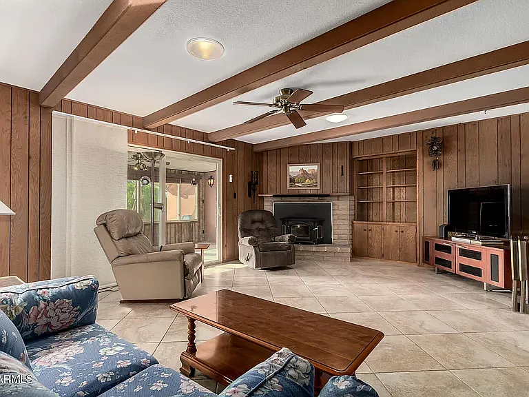 2148 E Cairo Dr — Photo 5