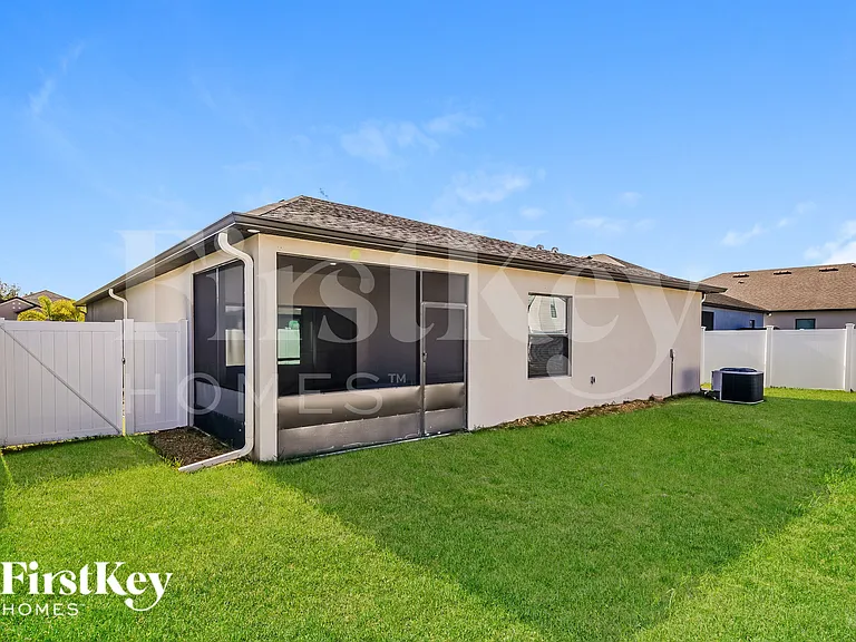 3911 Willow Walk Dr — Photo 15
