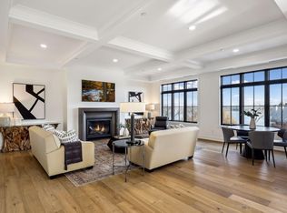 511 2nd St #2, Excelsior, MN 55331