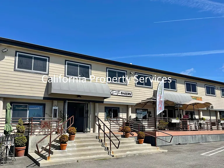 1200 E Grand Ave #202 — Photo 6