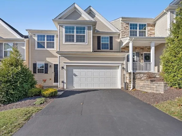 723 Freedom Dr, Carnegie, PA 15106