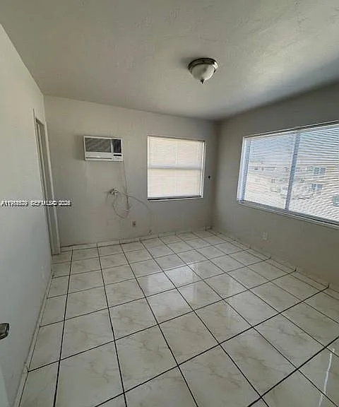 110 W 26th St #6 — Photo 5