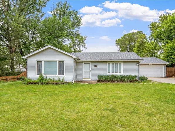 2640 NE 51st Ct, Des Moines, IA 50317