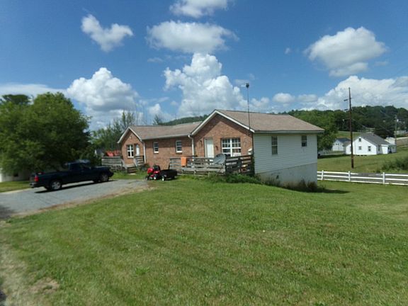 3rd image of 109 Allen Ln