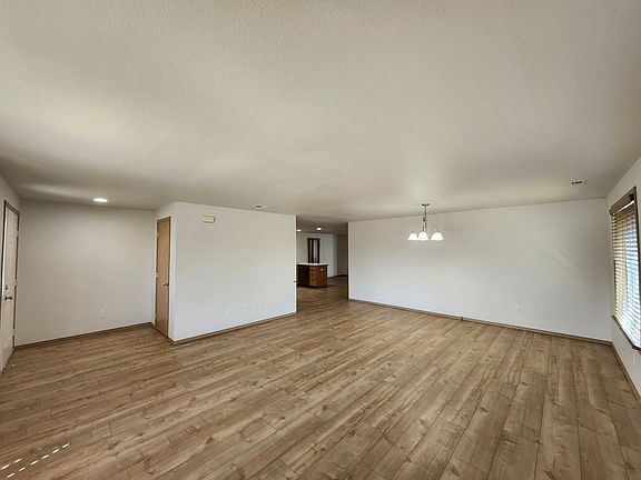 4th image of 8303 Orcas Dr