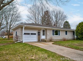 1150 Marion Ave, Grand Haven, MI 49417