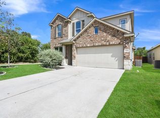 308 Chickadee Ln, Leander, TX 78641