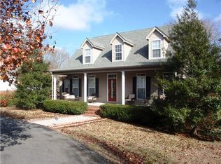 472 Overlook Cir, Tullahoma, TN 37388