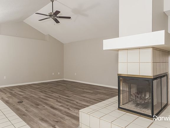 4th image of 6741 Nells Way