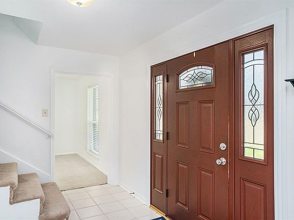 3rd image of 15802 Stonehaven Dr