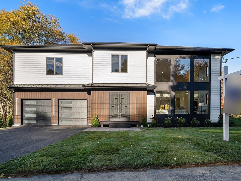 1st image of 44 Ridgewood Rd