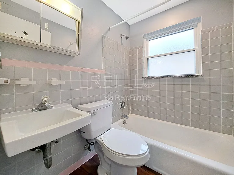 1711 Valley Forge Way #4 — Photo 7