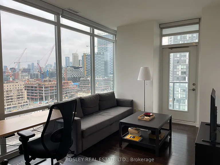170 Fort York Blvd #1404 — Photo 2