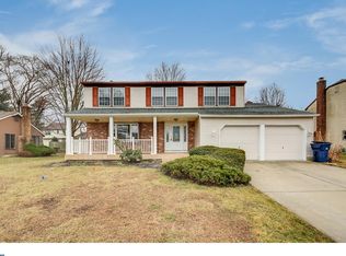 18 Chandler Ln, Voorhees, NJ 08043