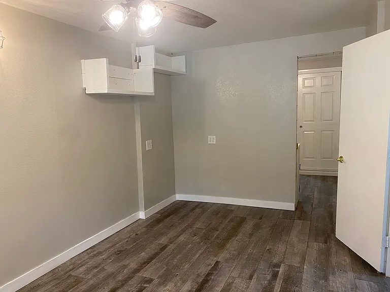 2242 Piedmont Pl — Photo 7