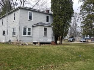 3146 Lockwood Blvd, Lake Geneva, WI 53147