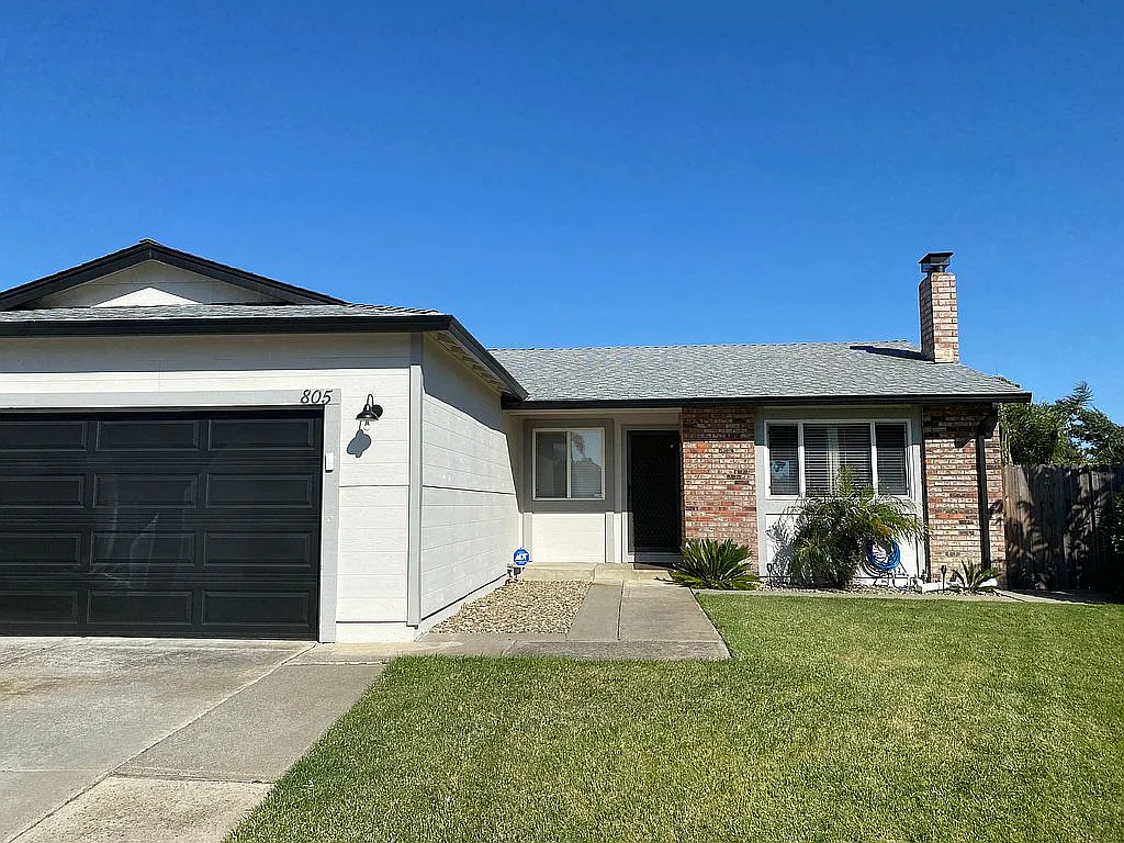 805 Cackling Dr photo 1