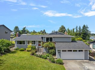 3812 R Ave, Anacortes, WA 98221