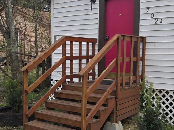 702 Dean St #B, Bryan, TX 77803