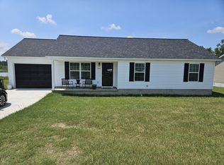 1005 Evergreen Ln, Douglas, GA 31533
