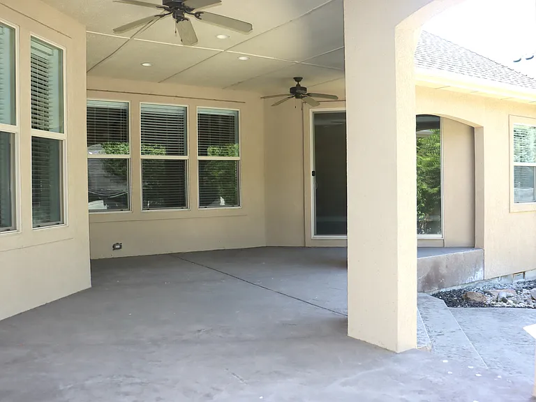 580 E Fallingbranch Dr — Photo 29