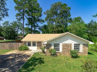 801 Hemlock Rd, Gulfport, MS 39503