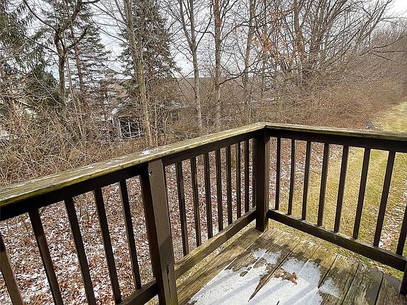 5th image of 2726 Wyndham Ct