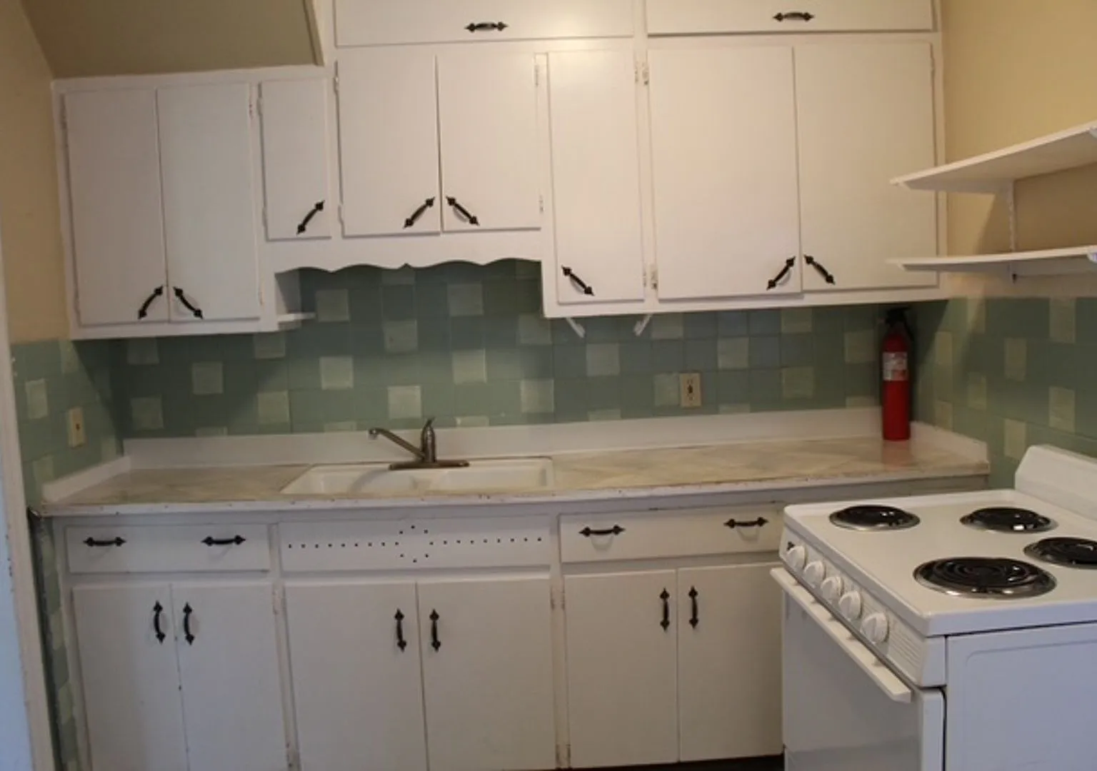 904 S Webber St. Urbana, IL — Photo 3